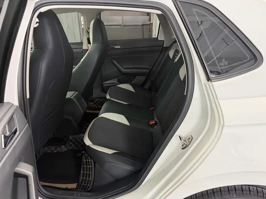 Volkswagen Polo — миниатюра 5