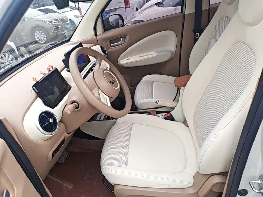Wuling MINIEV — миниатюра 15