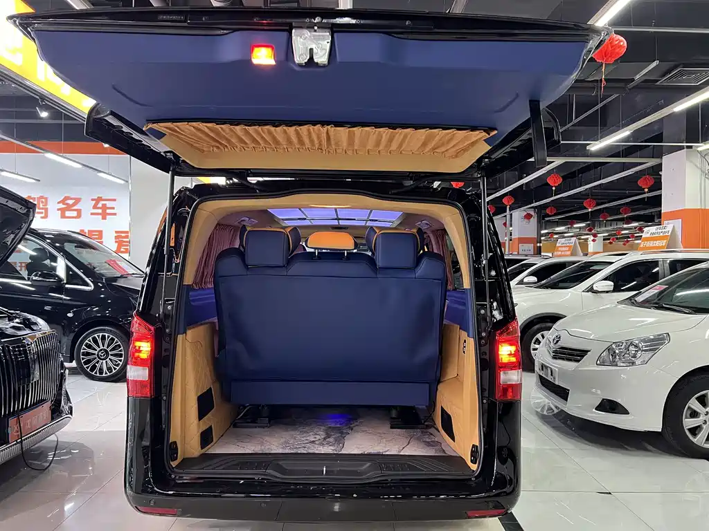Mercedes-Benz Vito — миниатюра 21