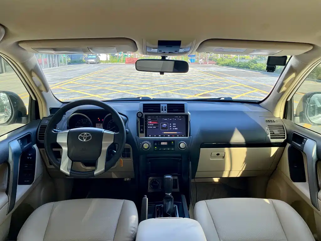 Toyota Land Cruiser Prado 2016 2.7L