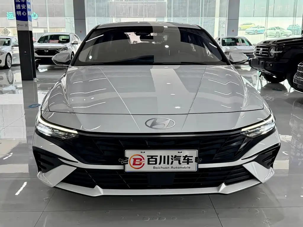 Hyundai Elantra — миниатюра 2