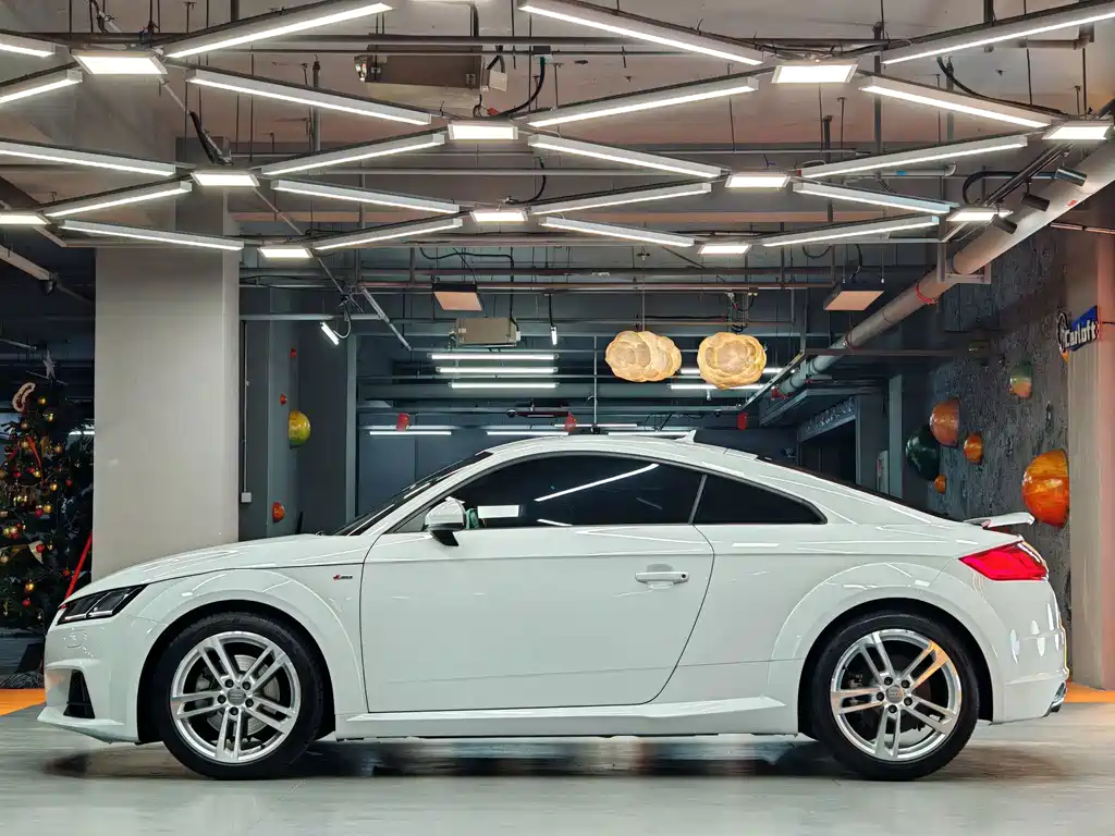 Audi TT — миниатюра 3
