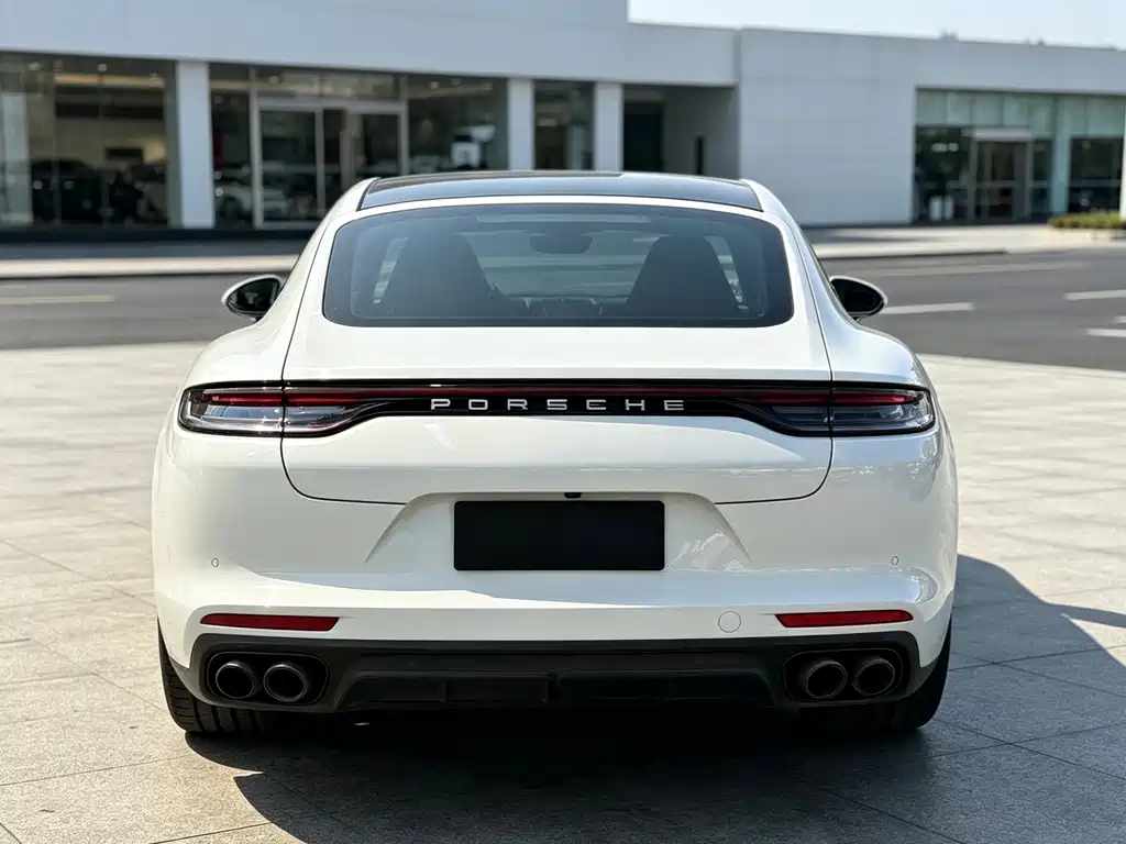 Porsche Panamera — миниатюра 9