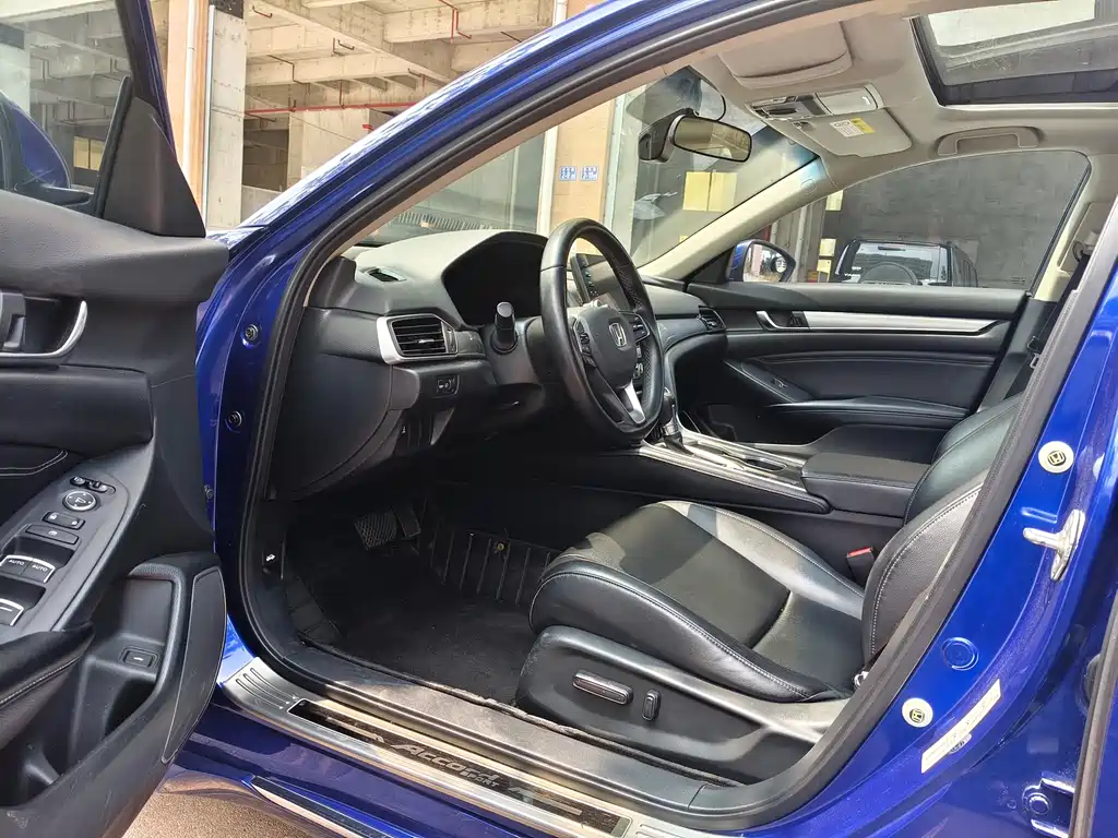 Honda Accord 2018 260TURBO Elite V