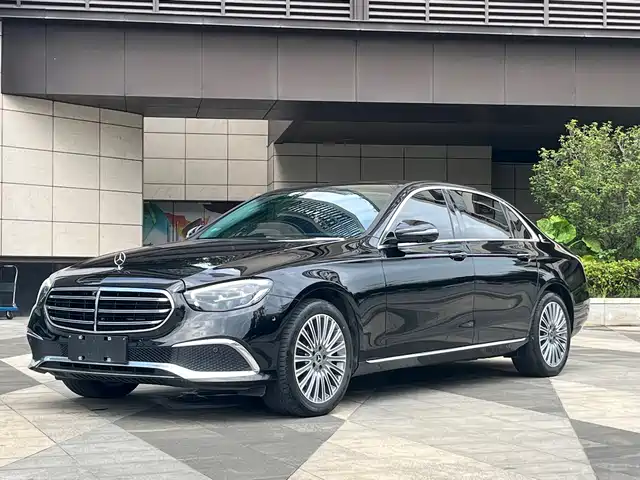 MERCEDES BENZ E CLASS