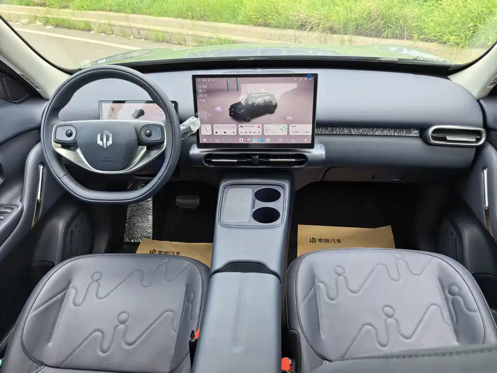 Leapmotor Leapmotor A10 — миниатюра 5