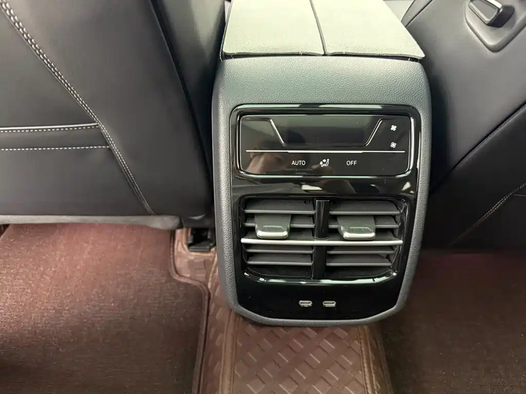 Volkswagen Magotan — миниатюра 8