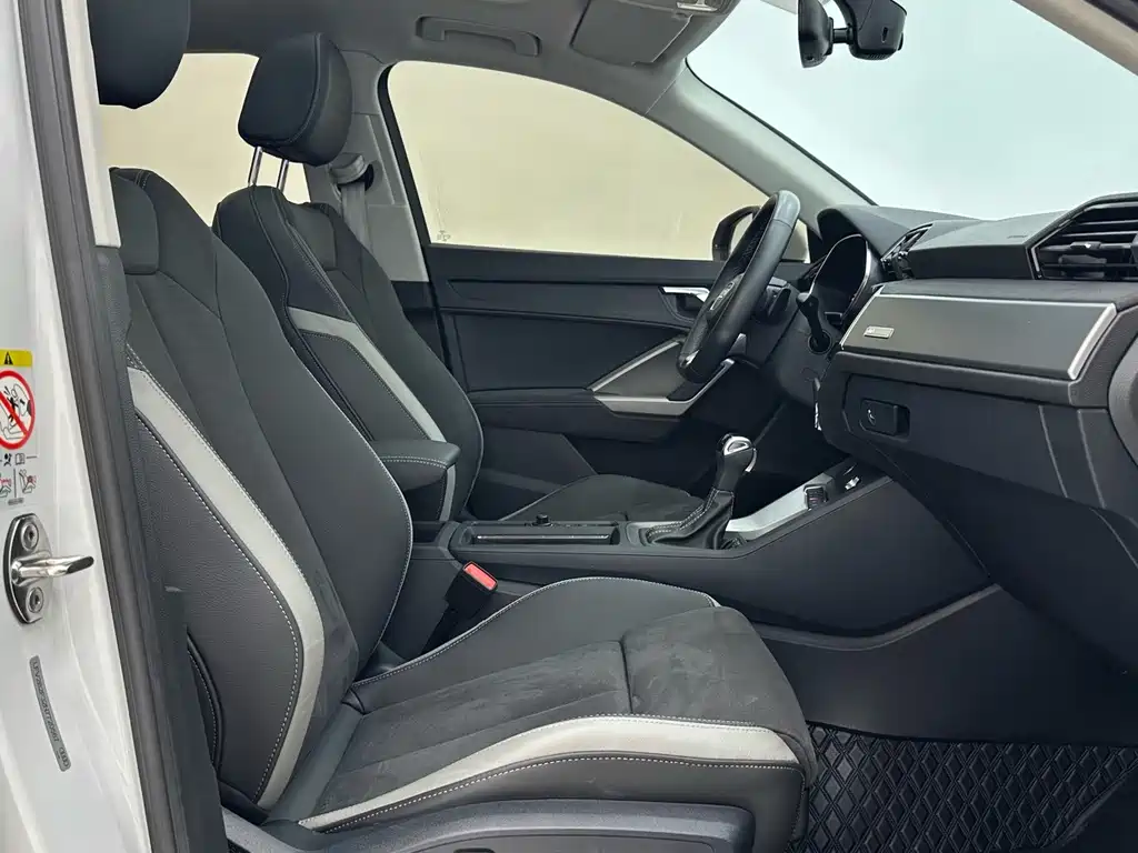 Audi Q3 — миниатюра 9