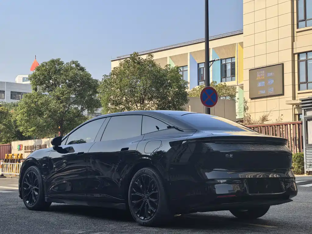 ZEEKR EXTREME KRYPTON 007