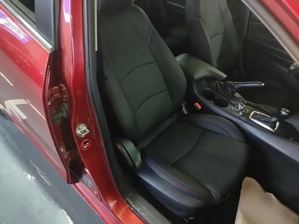 Mazda 3 Axela — миниатюра 25