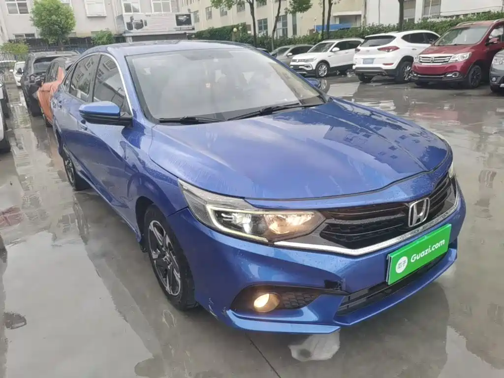 Honda Envix 2019 180TURBO CVT Enjoy V