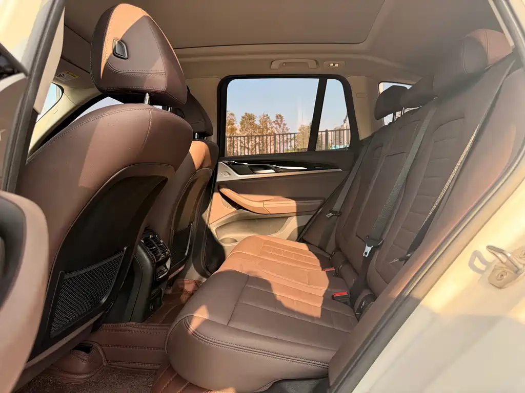 BMW X3 — миниатюра 16