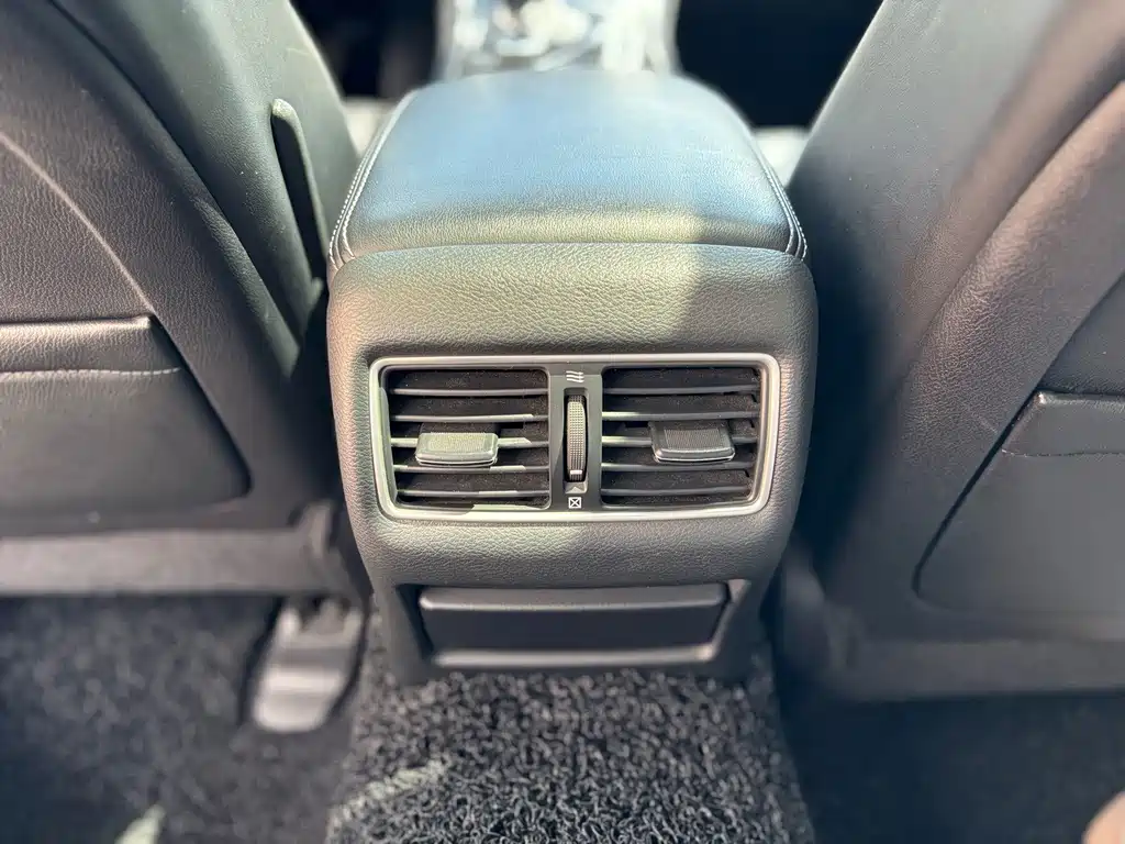 Infiniti Q50L — миниатюра 17