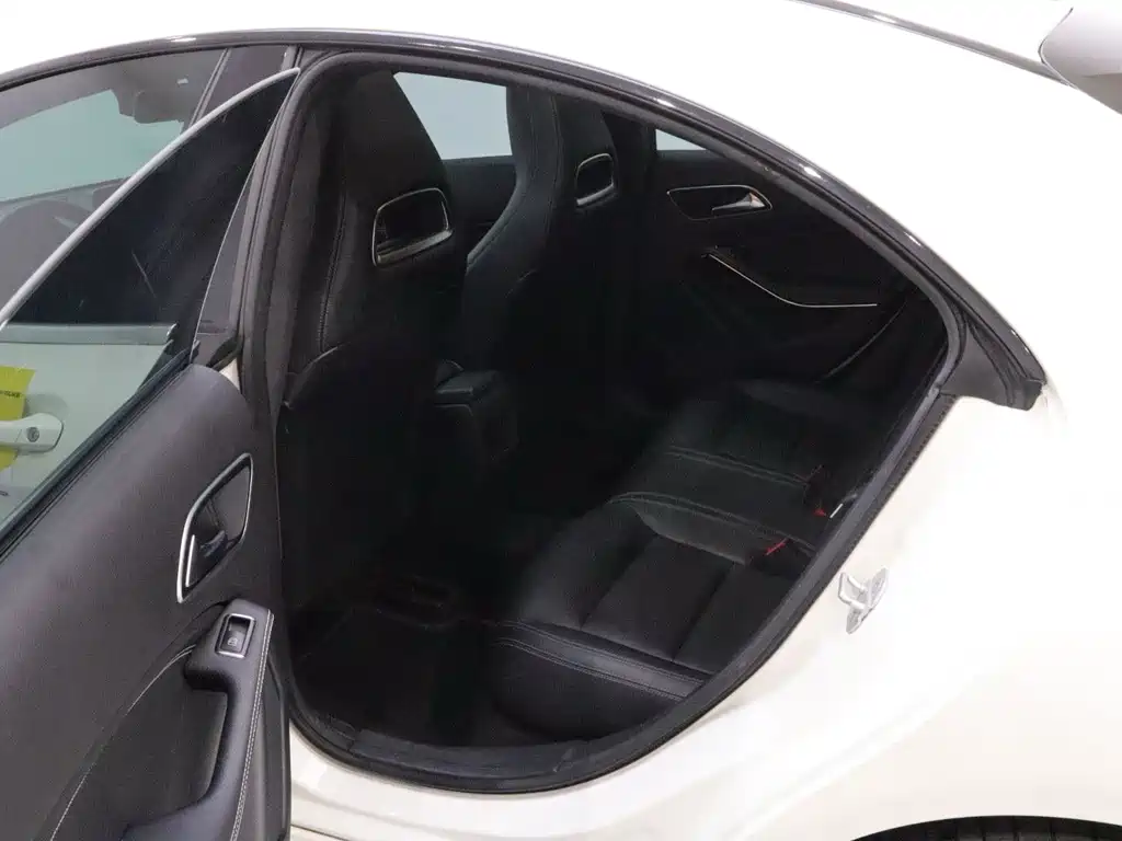Mercedes-Benz CLA (Import) — миниатюра 12