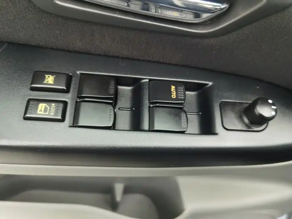 Suzuki SX4 — миниатюра 9