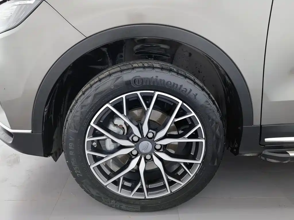 Geely Boyue — миниатюра 17