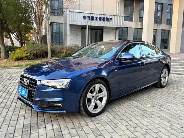 AUDI A5