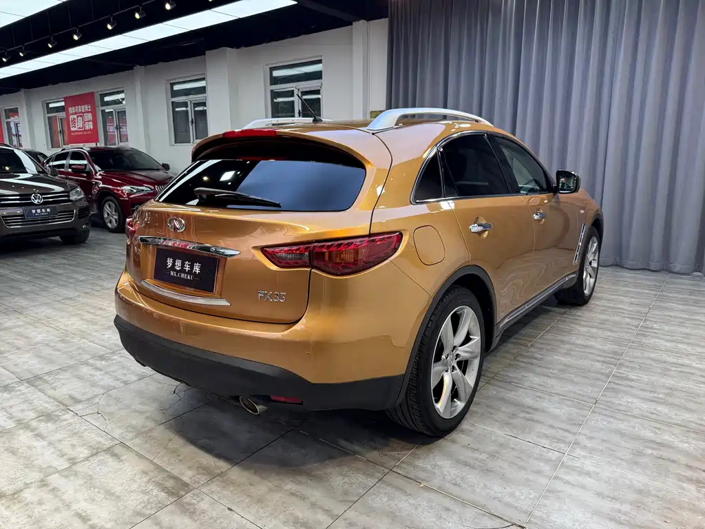 Infiniti FX 2010 FX35