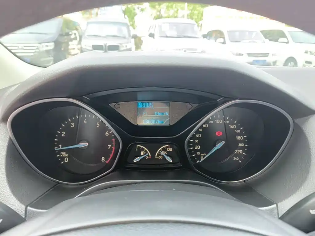 Ford Focus — миниатюра 12