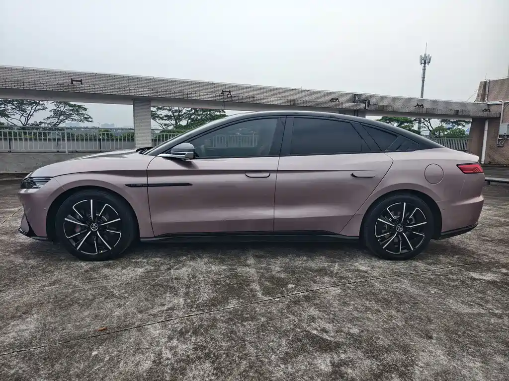 BYD Han — миниатюра 4