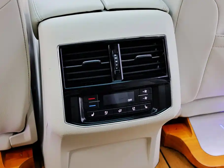 Volkswagen Viloran — миниатюра 34