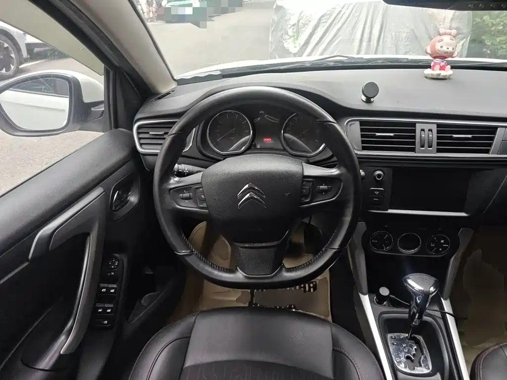 Citroen C3-XR — миниатюра 6