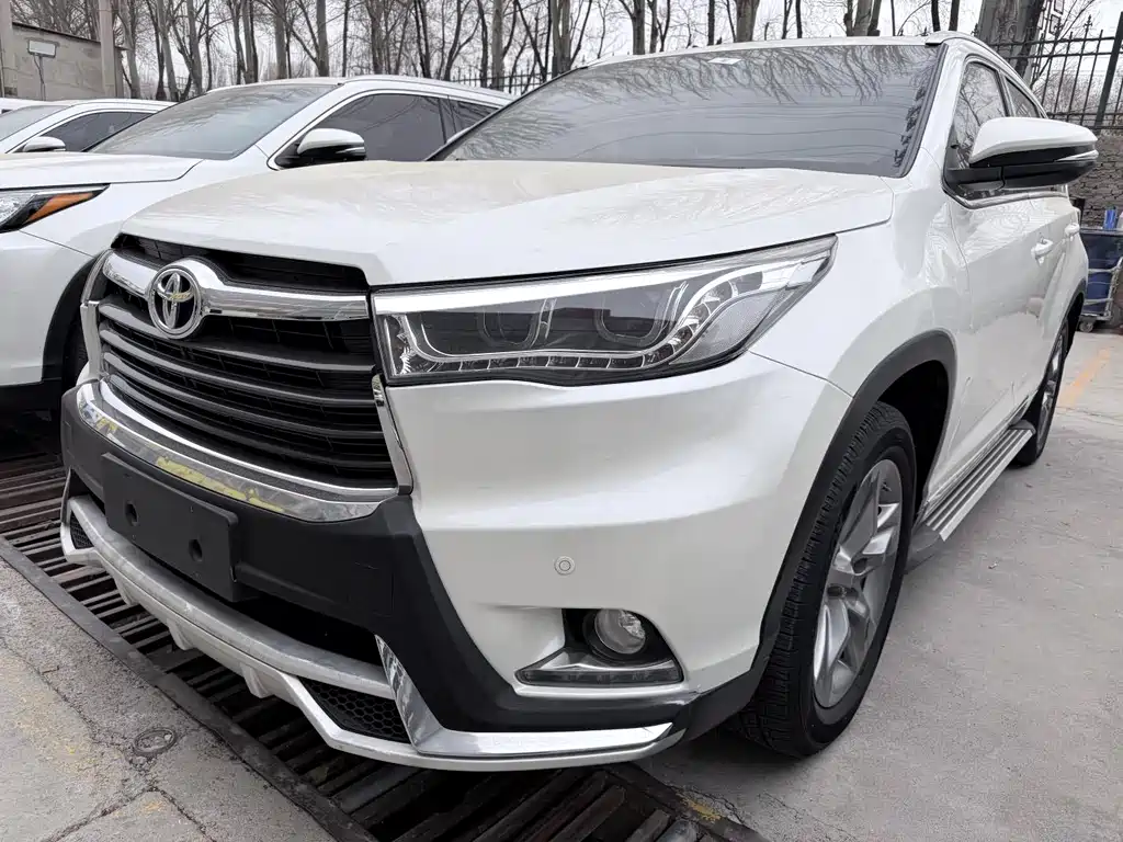 Toyota Highlander 2016