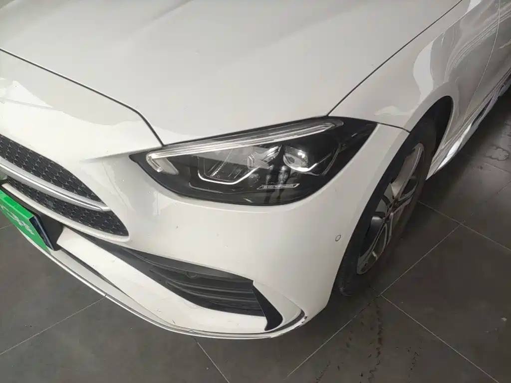 Mercedes-Benz C-Class — миниатюра 24