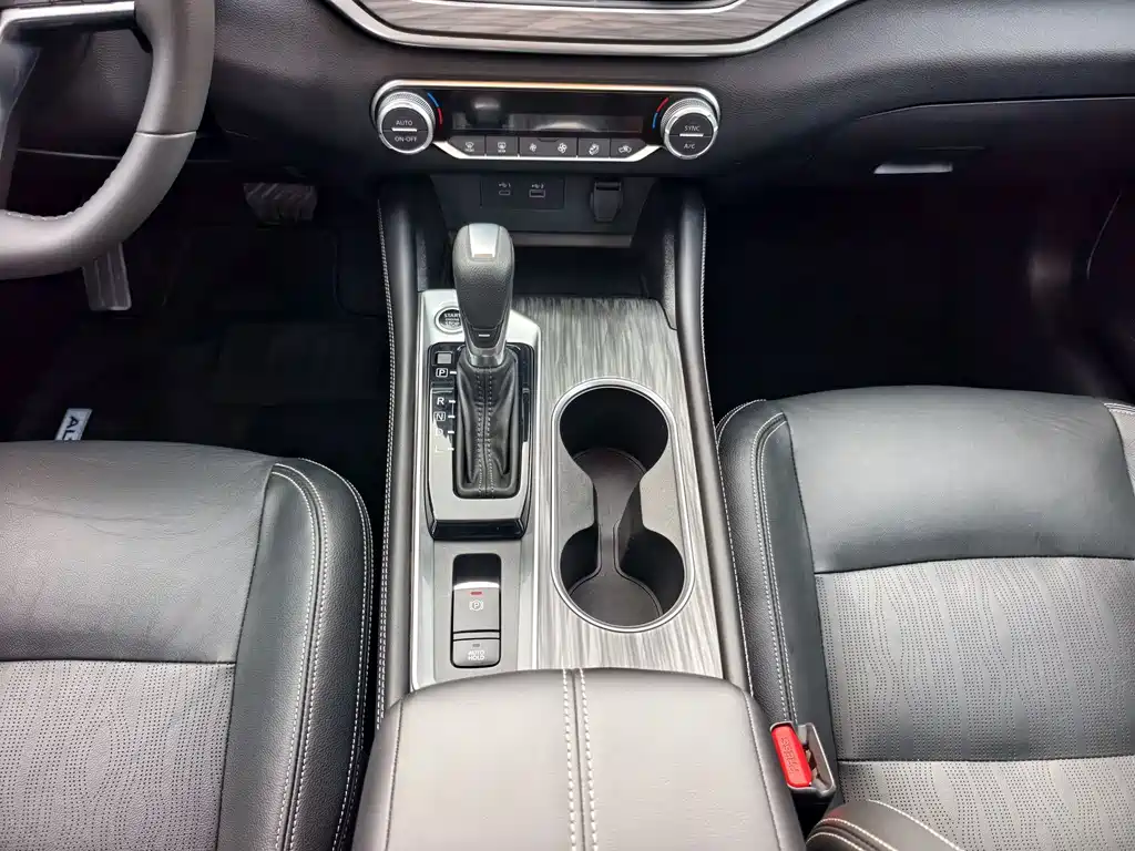 Nissan Teana — миниатюра 9