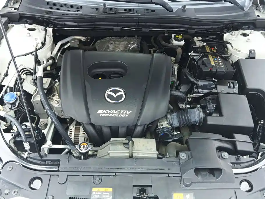 Mazda 3 Axela — миниатюра 10