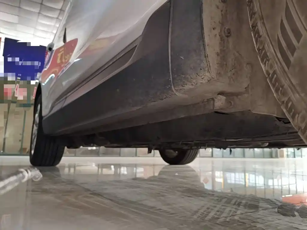 Ford Edge — миниатюра 21