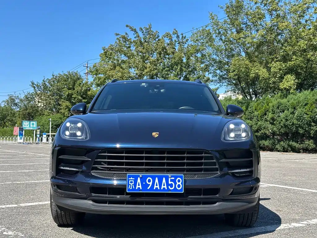 Porsche Macan — миниатюра 2