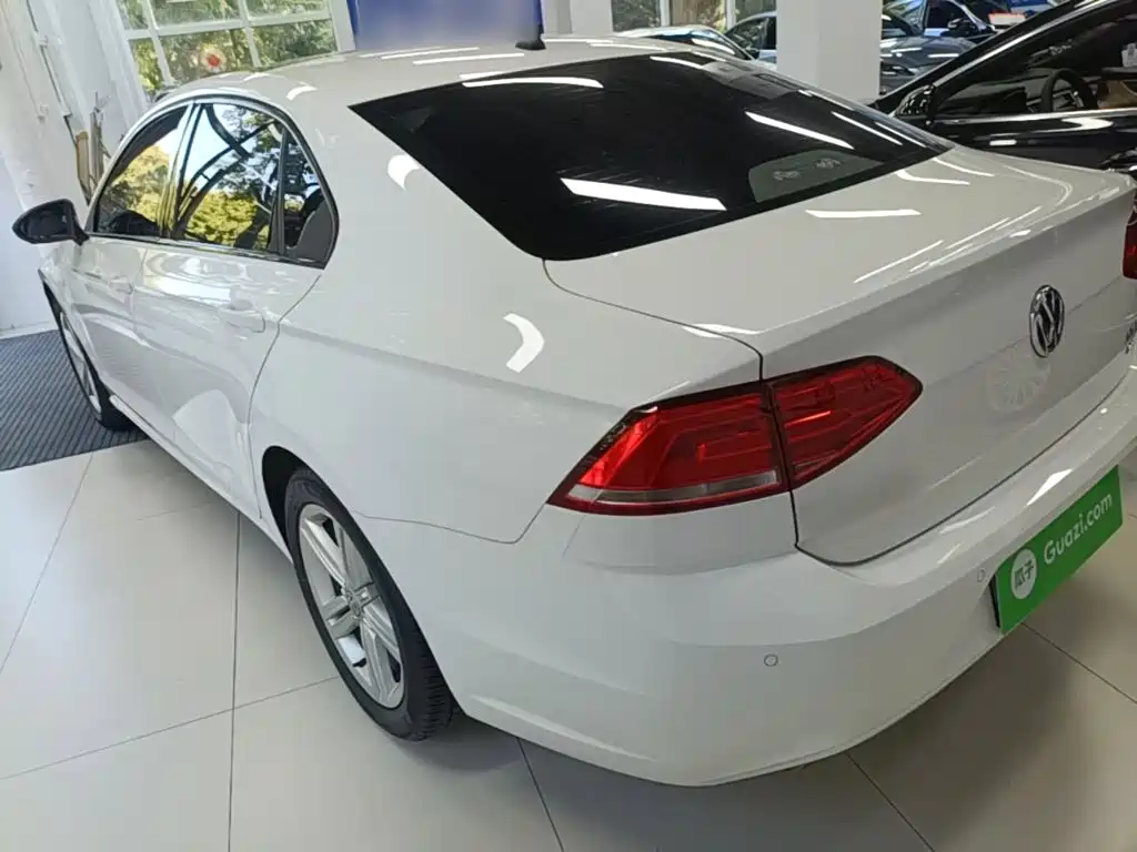 Volkswagen Lamando — миниатюра 5