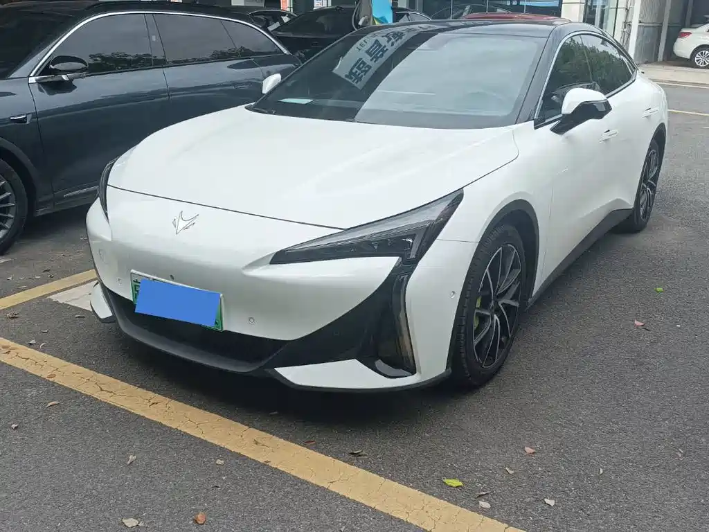 ARCFOX Alpha S5