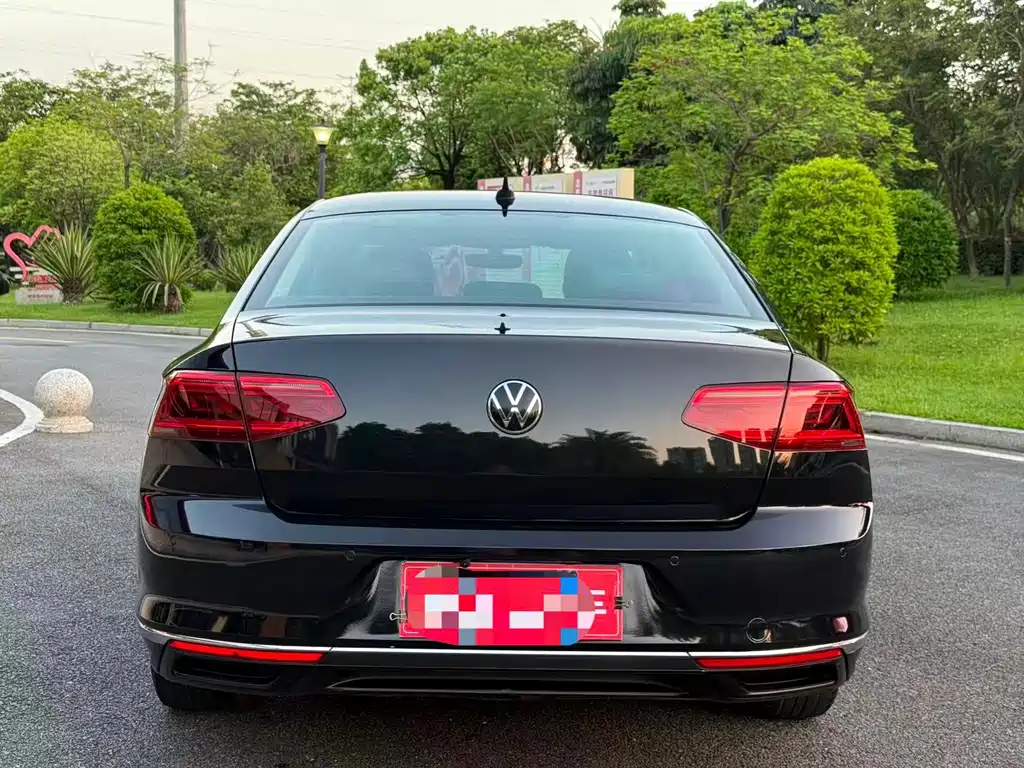 Volkswagen Magotan — миниатюра 4