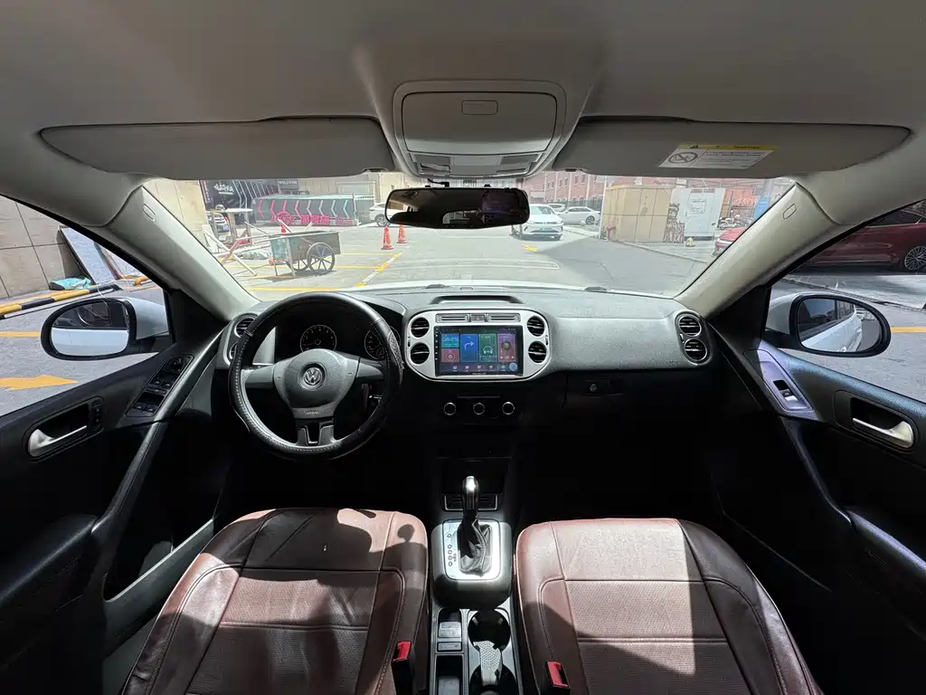 Volkswagen Tiguan — миниатюра 4