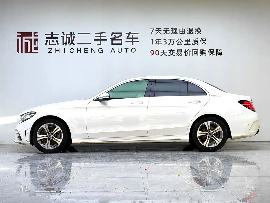 Mercedes-Benz C-Class — миниатюра 4