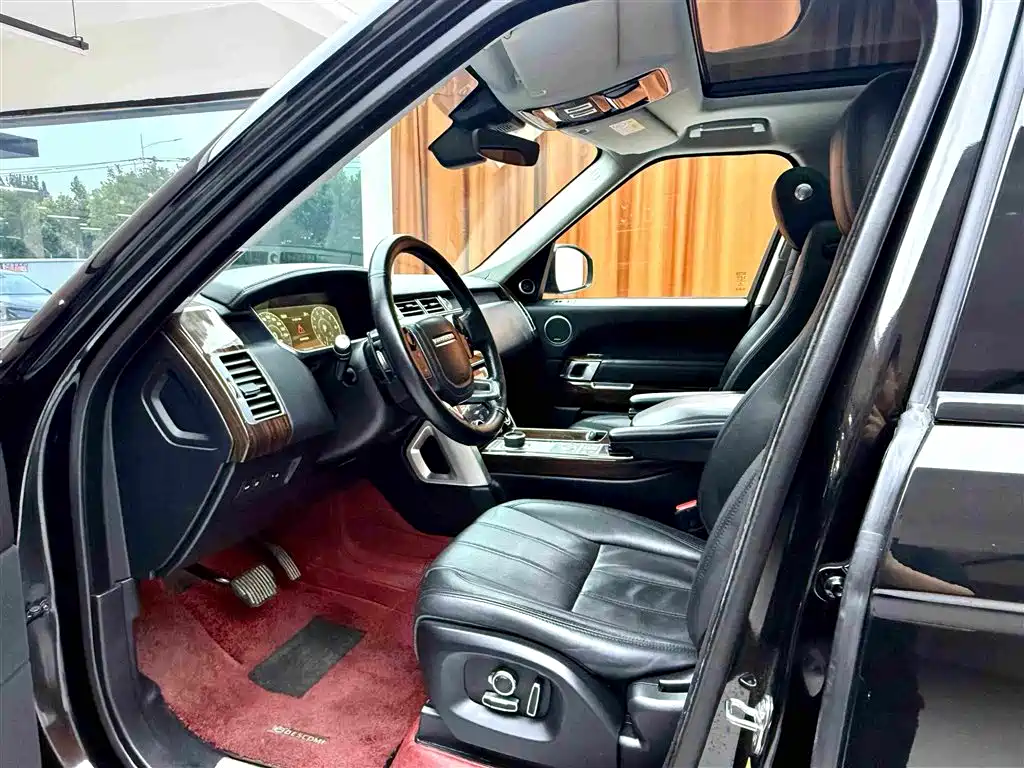 Land Rover Range Rover — миниатюра 7