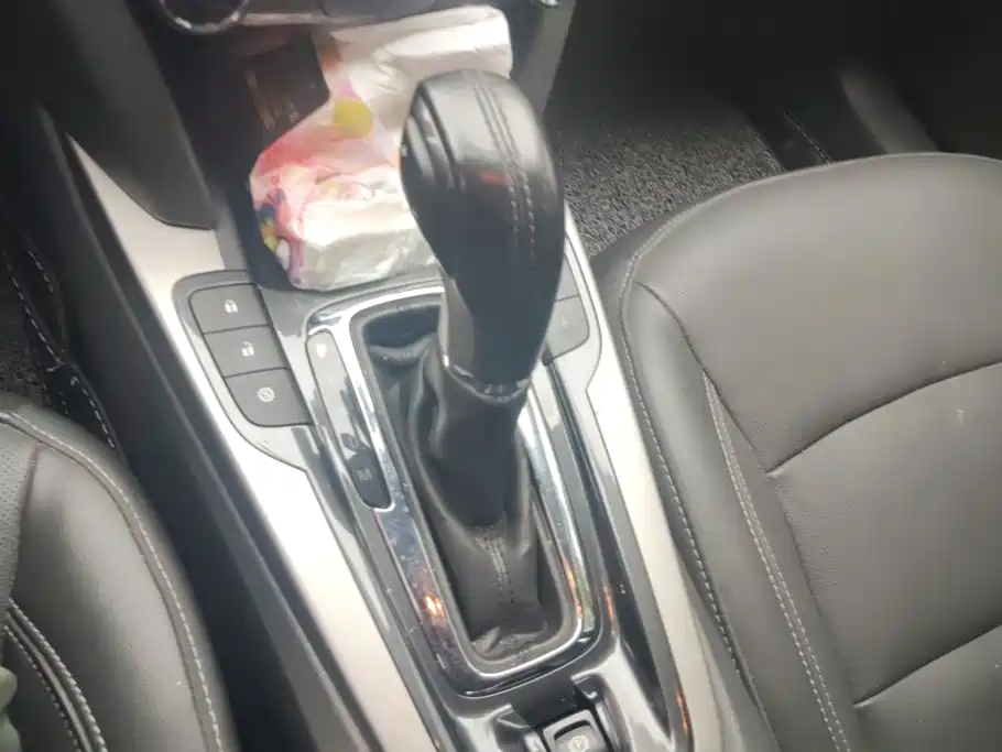 Chevrolet Malibu — миниатюра 16