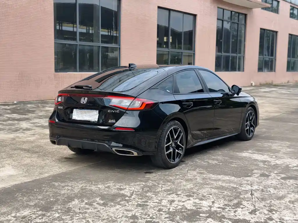 Honda Civic — миниатюра 8