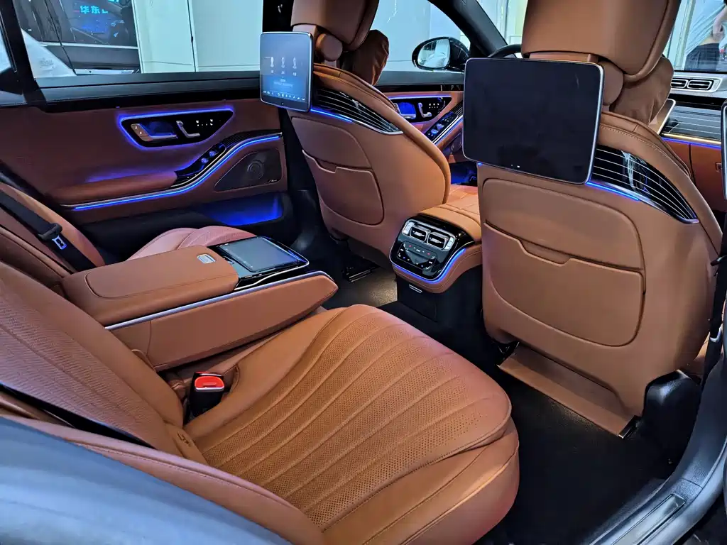 Mercedes-Benz S-Class — миниатюра 6