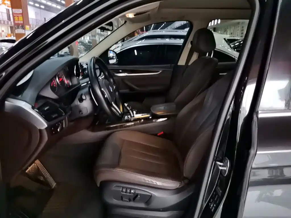 BMW X5 (Import) — миниатюра 15