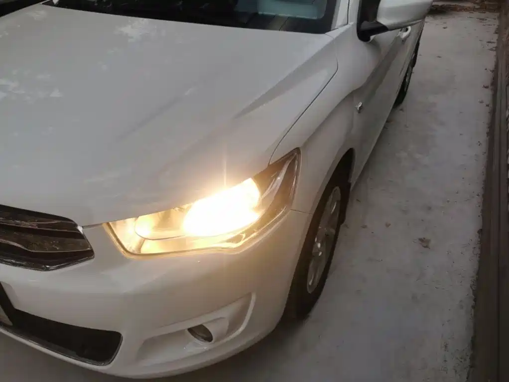 Citroen Elysee — миниатюра 24