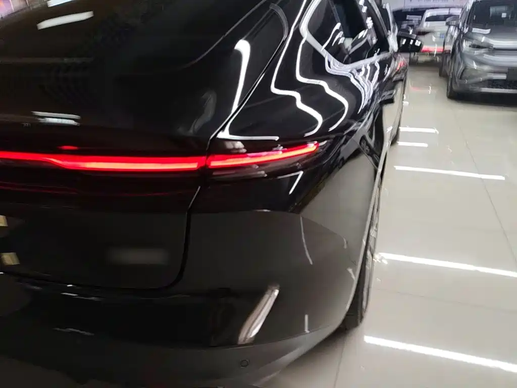 NIO ET5 — миниатюра 8