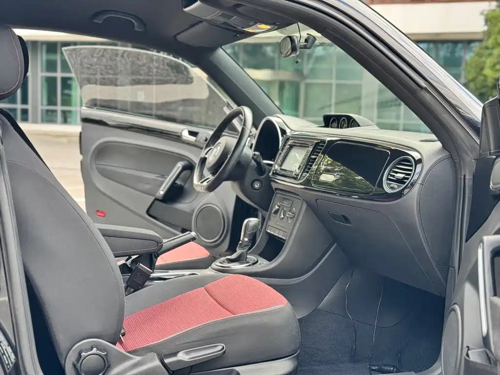 Volkswagen Beetle — миниатюра 10