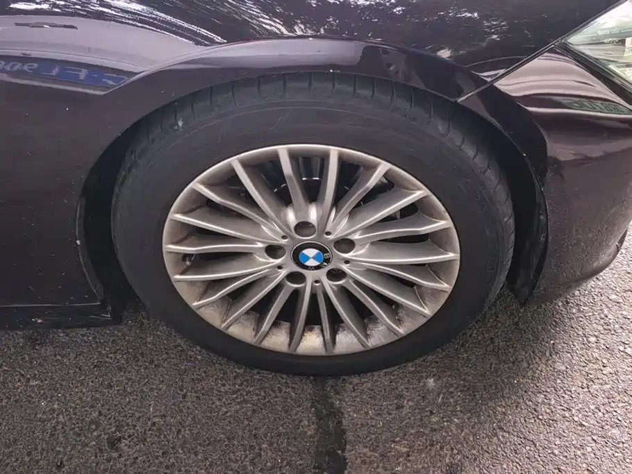 BMW 3 Series — миниатюра 6