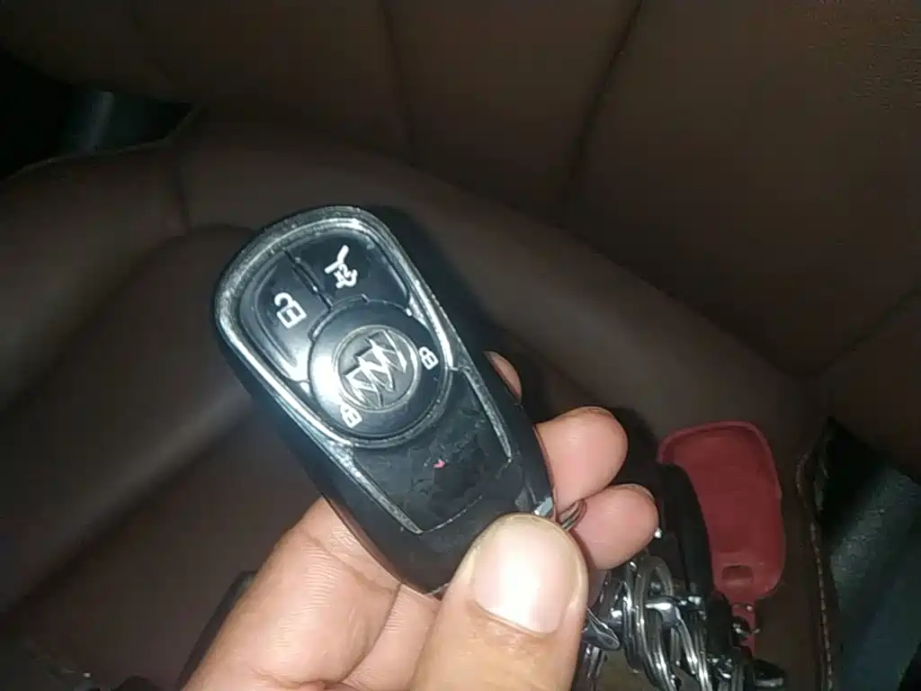 Buick Envision Plus — миниатюра 9