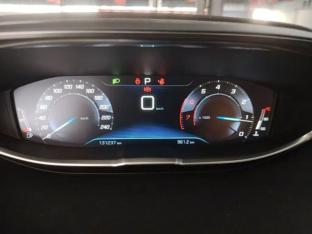 Peugeot 5008 — миниатюра 12