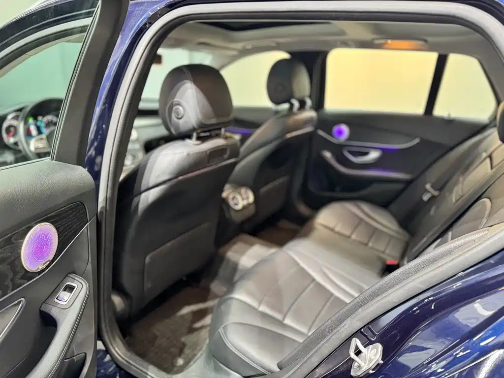 Mercedes-Benz C-Class (Import) — миниатюра 18