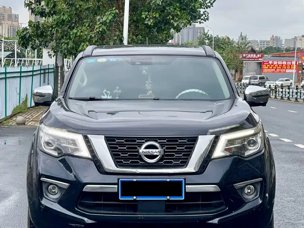 Nissan Terra — миниатюра 2